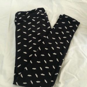 LulaRoe  leggings